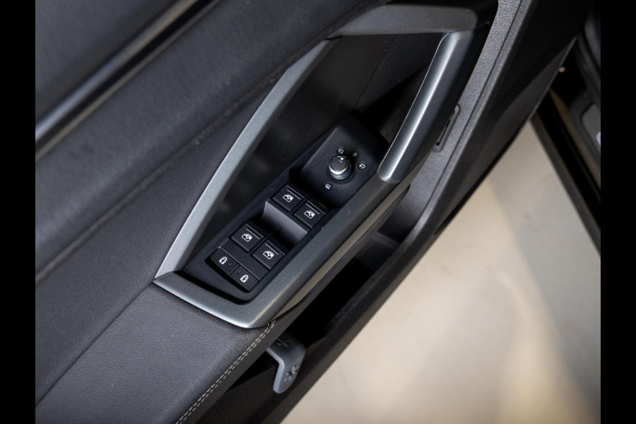 Audi Q3 Sportback 35 TFSI 2x S-Line / 150pk / Panorama dak / Cruise / Automaat / Navigatie / Apple Carplay