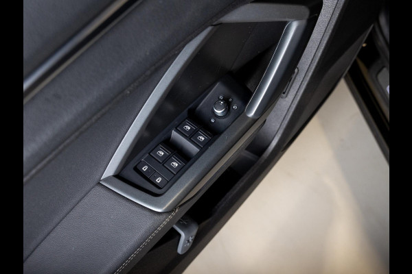 Audi Q3 Sportback 35 TFSI 2x S-Line / 150pk / Panorama dak / Cruise / Automaat / Navigatie / Apple Carplay