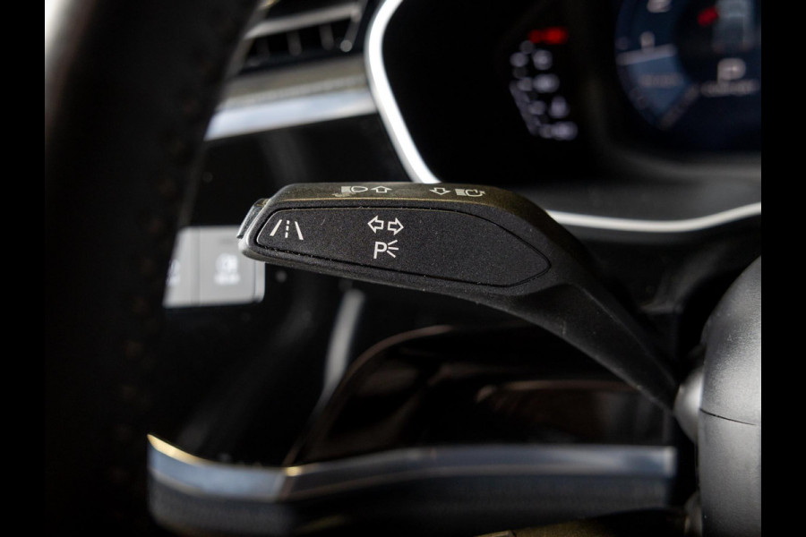 Audi Q3 Sportback 35 TFSI 2x S-Line / 150pk / Panorama dak / Cruise / Automaat / Navigatie / Apple Carplay