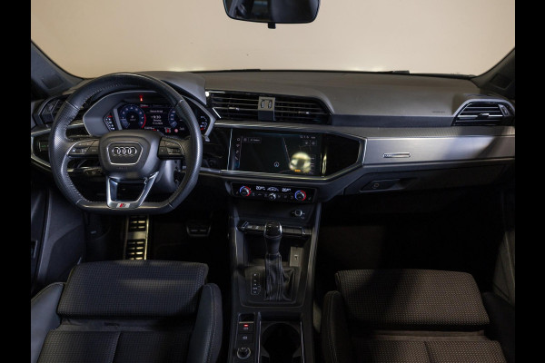 Audi Q3 Sportback 35 TFSI 2x S-Line / 150pk / Panorama dak / Cruise / Automaat / Navigatie / Apple Carplay
