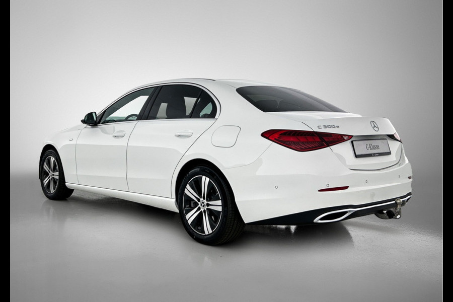 Mercedes-Benz C-Klasse 300 e Business Solution | Trekhaak | Donkergetint glas achter | Achteruitrijcamera | Smartphone-integratie | GUARD 360 ° Vehicle protection Plus | Stoelverwarming voor | Zitcomfortpakket |
