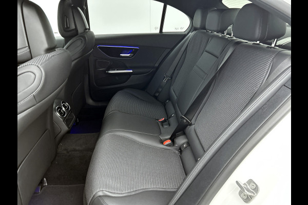 Mercedes-Benz C-Klasse 300 e Business Solution | Trekhaak | Donkergetint glas achter | Achteruitrijcamera | Smartphone-integratie | GUARD 360 ° Vehicle protection Plus | Stoelverwarming voor | Zitcomfortpakket |