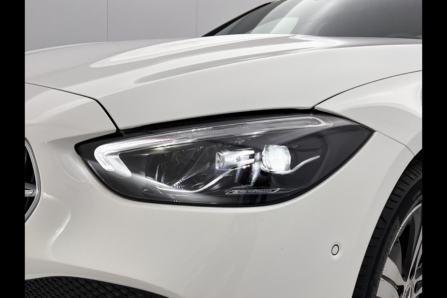 Mercedes-Benz C-Klasse 300 e Business Solution | Trekhaak | Donkergetint glas achter | Achteruitrijcamera | Smartphone-integratie | GUARD 360 ° Vehicle protection Plus | Stoelverwarming voor | Zitcomfortpakket |
