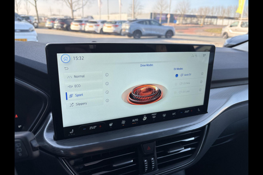 Ford Kuga 2.5 PHEV Titanium 243pk |  Driver Assistance Pack | Winterpack | Wegklapbare Trekhaak | 18 inch Licht metalen velgen