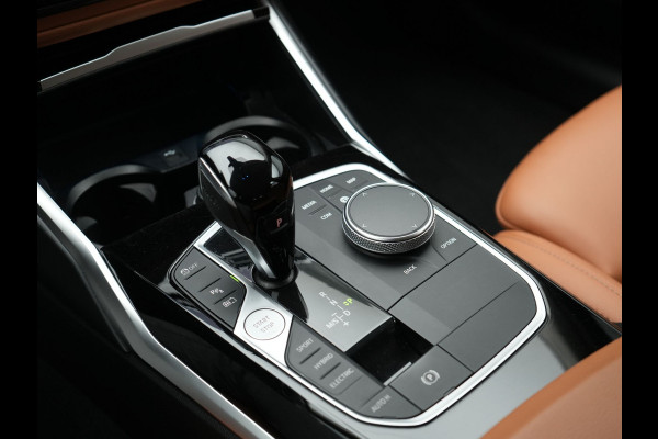 BMW 3 Serie Touring 320e Sportline PHEV 204pk Dealer O.H | Lederen Sportstoelen Verwarmd | Sfeerverlichting | Apple Carplay | Navigatie | Cruise Control | Virtual | DAB |  Plug In Hybrid