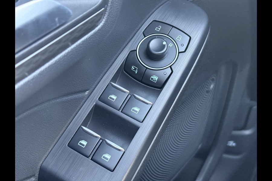 Ford Kuga 2.5 PHEV Titanium 243pk |  Driver Assistance Pack | Winterpack | Wegklapbare Trekhaak | 18 inch Licht metalen velgen