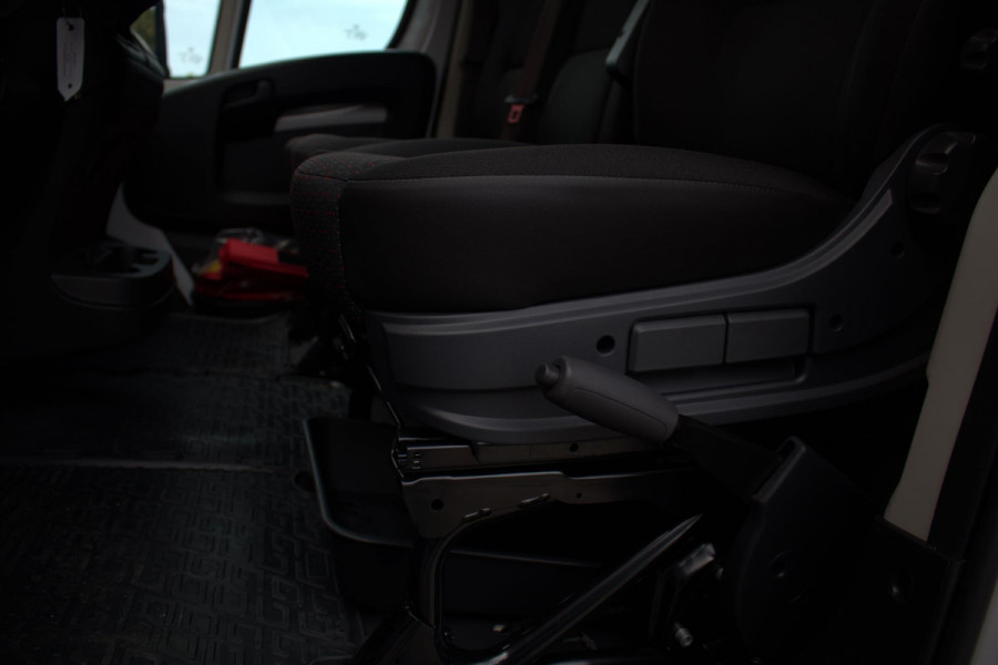 Citroën Jumper 2.2 BlueHDi 120PK L2H2 3.0t | APPLE CARPLAY/ANDROID AUTO | CRUISE | AIRCO | TREKHAAK| CLIMATE CONTROL |