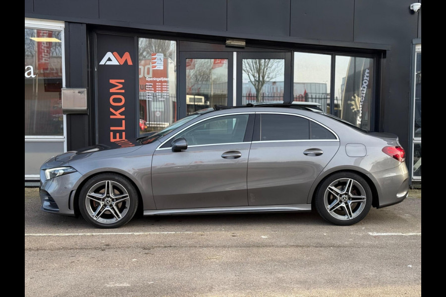 Mercedes-Benz A-Klasse 200 AMG | Pano | ACC | Sfeer | Camera