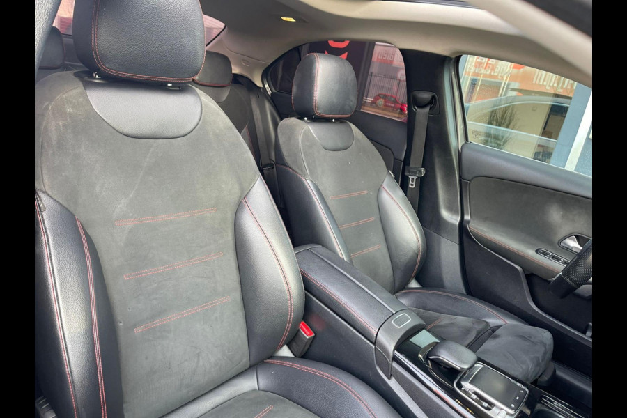 Mercedes-Benz A-Klasse 200 AMG | Pano | ACC | Sfeer | Camera