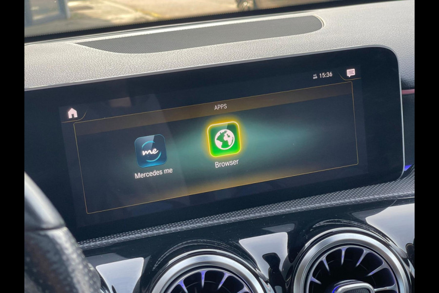 Mercedes-Benz A-Klasse 200 AMG | Pano | ACC | Sfeer | Camera