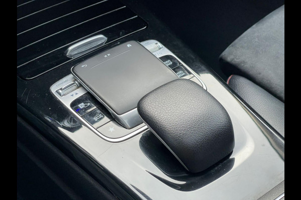 Mercedes-Benz A-Klasse 200 AMG | Pano | ACC | Sfeer | Camera