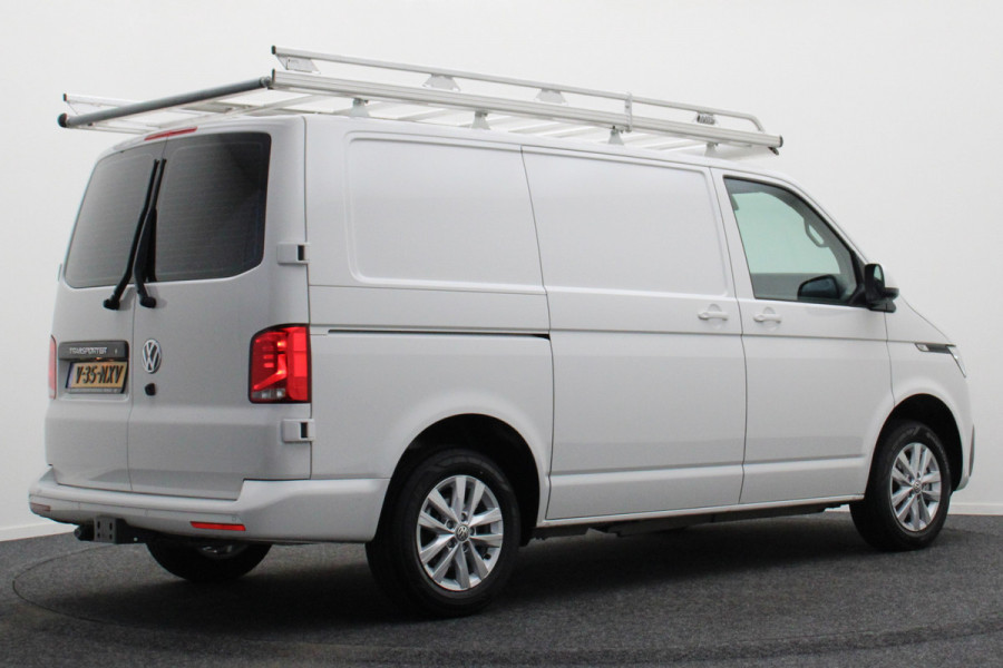 Volkswagen Transporter 2.0 TDI DSG L1H1 Leer, Airco, Apple Carplay, Camera, Cruise, Imperiaal, PDC, Trekhaak, 16''