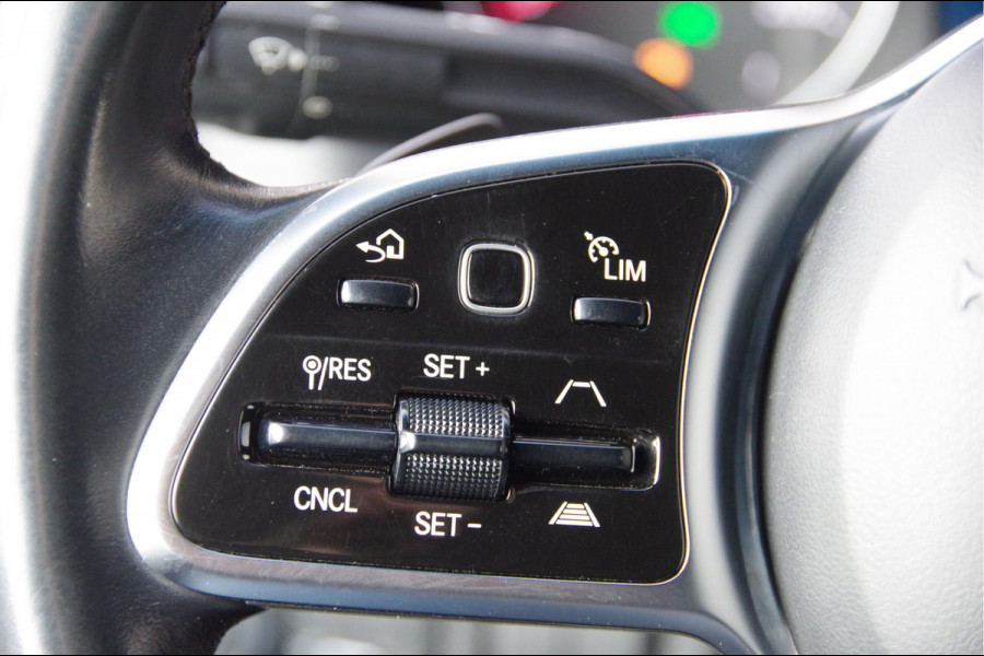 Mercedes-Benz Sprinter 519 3.0 CDI V6 L2H2 DUBBELLUCHT, LUCHTVERING, LED, ADAPT. CRUISE, STANDKACHEL, STOELVERWARMING, 360 CAMERA, MBUX 10'', ELEKTR. S