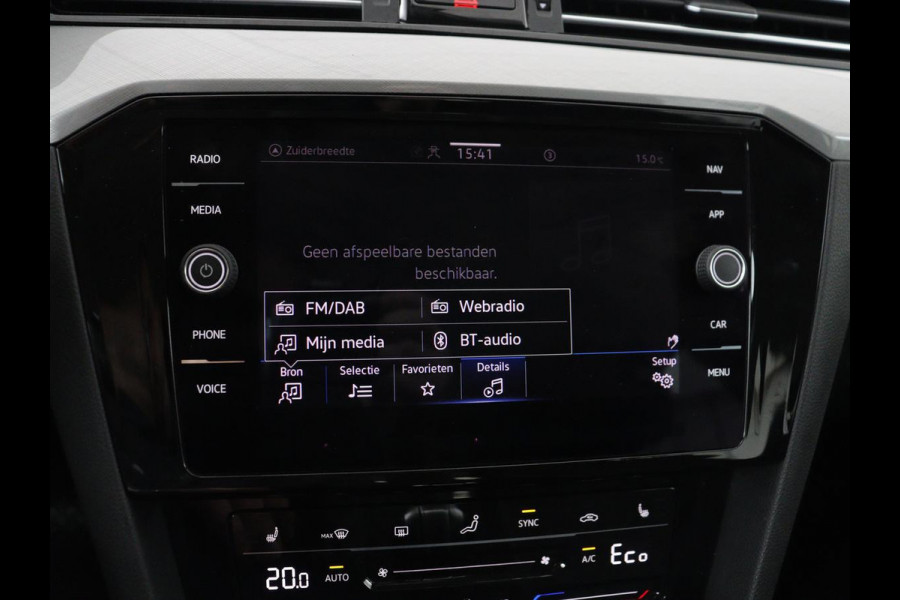 Volkswagen Passat 1.4 TSI PHEV GTE | Stoelverwarming | Camera | Carplay | Navigatie | Matrix LED | Adaptive cruise | Climate control | Bluetooth | Parkeerhulp | Plug In