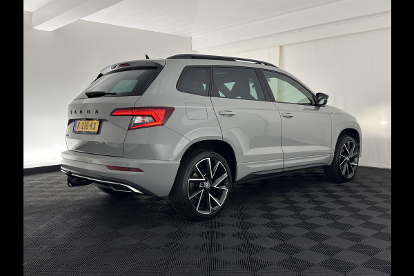 Škoda Karoq 1.5 TSI ACT Sportline Business (INCL-BTW) Aut. *PANO | DIGI-COCKPIT | FULL-LED | ADAPTIVE-CRUISE | CANTON-AUDIO | BLINDSPOT | HEATED-SPORTSEATS | CAMERA | AMBIENTLIGHT | NAVI-FULLMAP | KEYLESS | DAB+ | TOWBAR | PRIVACYGLAS