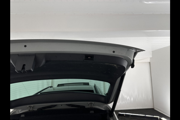 Škoda Karoq 1.5 TSI ACT Sportline Business (INCL-BTW) Aut. *PANO | DIGI-COCKPIT | FULL-LED | ADAPTIVE-CRUISE | CANTON-AUDIO | BLINDSPOT | HEATED-SPORTSEATS | CAMERA | AMBIENTLIGHT | NAVI-FULLMAP | KEYLESS | DAB+ | TOWBAR | PRIVACYGLAS