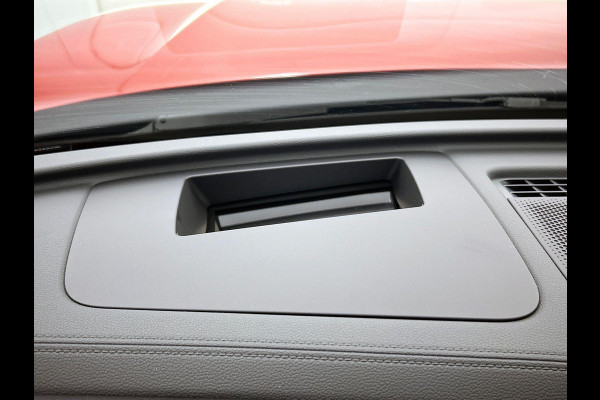 Volkswagen Tiguan 1.5 eTSI PHEV Life Edition PANO | IQ-LIGHT | TREKHAAK | 360-CAMERA | SFEERVERLICHTING | AD-CRUISE