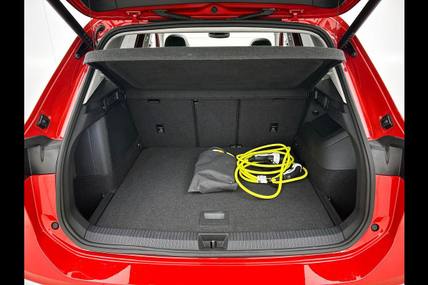 Volkswagen Tiguan 1.5 eTSI PHEV Life Edition PANO | IQ-LIGHT | TREKHAAK | 360-CAMERA | SFEERVERLICHTING | AD-CRUISE