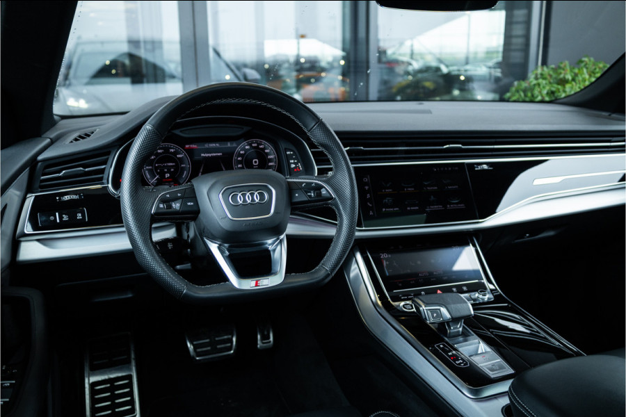 Audi Q8 55 TFSI e quattro Pro Line Advanced - S Line | Panorama | Luchtvering | 360 Camera | Trekhaak