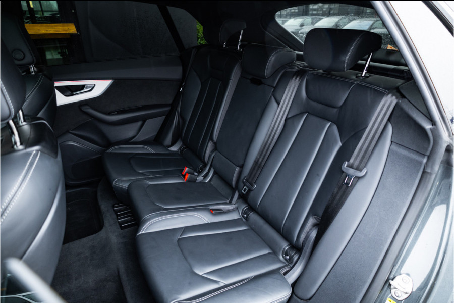 Audi Q8 55 TFSI e quattro Pro Line Advanced - S Line | Panorama | Luchtvering | 360 Camera | Trekhaak