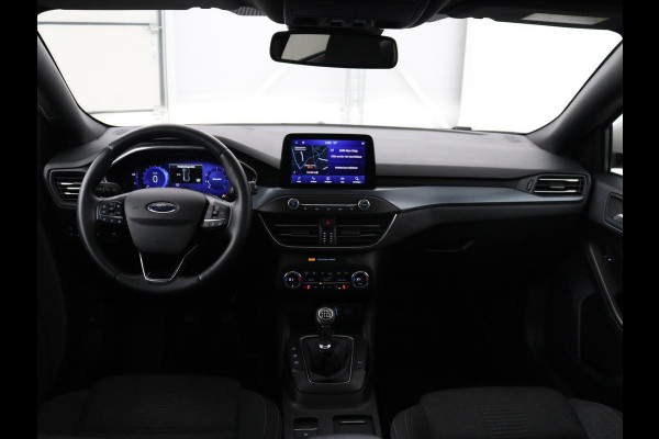 Ford Focus 1.0 EcoBoost Hybrid Active X | Panoramadak | Stoelverwarming | Adaptive cruise | Carplay | Camera | Keyless | Full LED | Navigatie | DAB | Bluetooth | Climate control