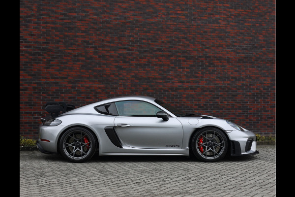 Porsche 718 Cayman GT4 RS | Weissach - PASM - Sport Chrono