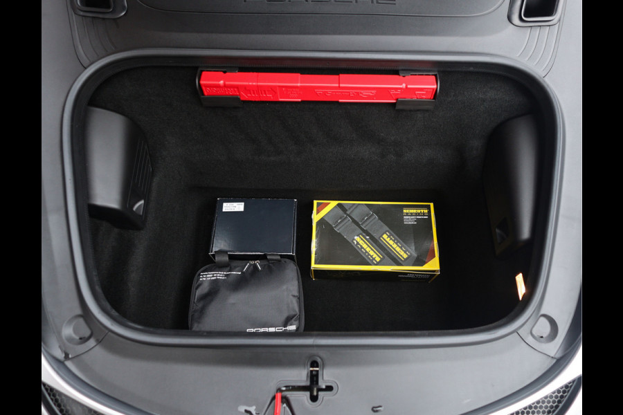 Porsche 718 Cayman GT4 RS | Weissach - PASM - Sport Chrono