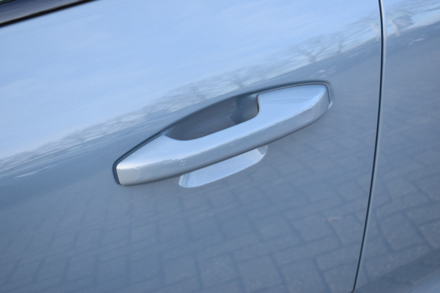 Volvo C40 Twin Plus 408PK 78 kWh | ACC | All Seasons | Stoelverwarming | Camera | Nubuck