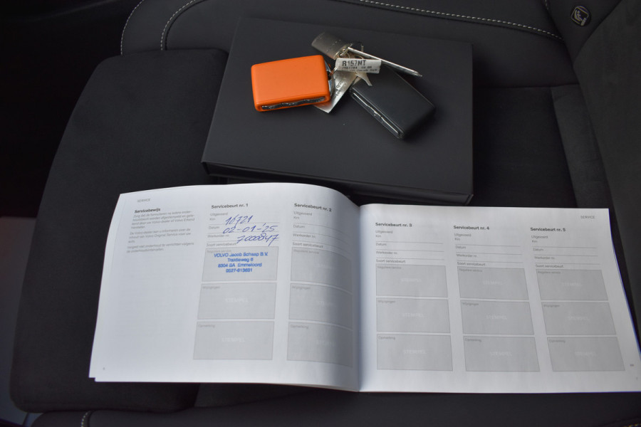 Volvo C40 Twin Plus 408PK 78 kWh | ACC | All Seasons | Stoelverwarming | Camera | Nubuck