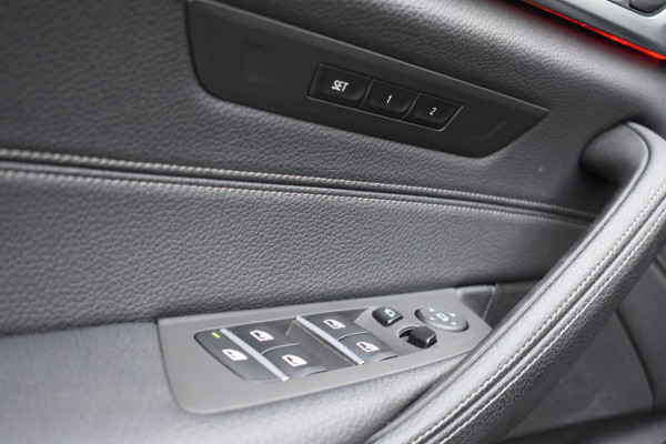 BMW 5 Serie Touring 520i M-Sport | LASERLIGHT | NAP | DEALER ONDERHOUDEN | APPLE CARPLAY | ANDRIOD AUTO | SFEERVERLICHTING