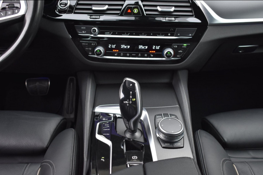 BMW 5 Serie Touring 520i M-Sport | LASERLIGHT | NAP | DEALER ONDERHOUDEN | APPLE CARPLAY | ANDRIOD AUTO | SFEERVERLICHTING