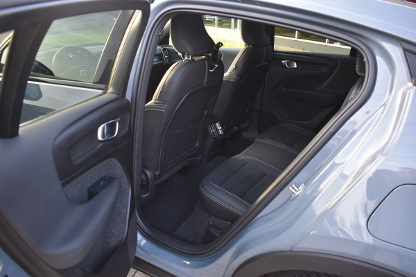 Volvo C40 Twin Plus 408PK 78 kWh | ACC | All Seasons | Stoelverwarming | Camera | Nubuck
