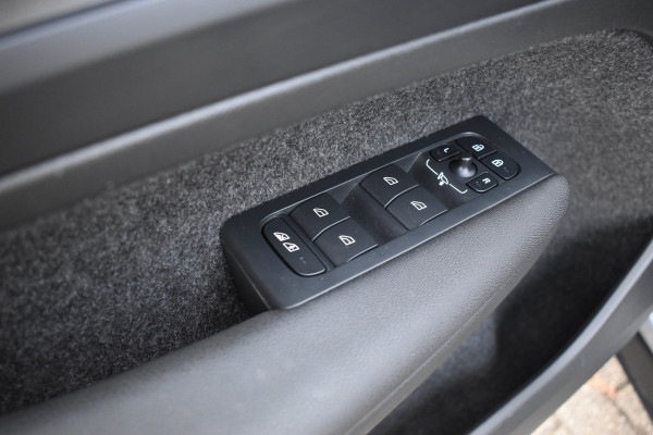 Volvo C40 Twin Plus 408PK 78 kWh | ACC | All Seasons | Stoelverwarming | Camera | Nubuck