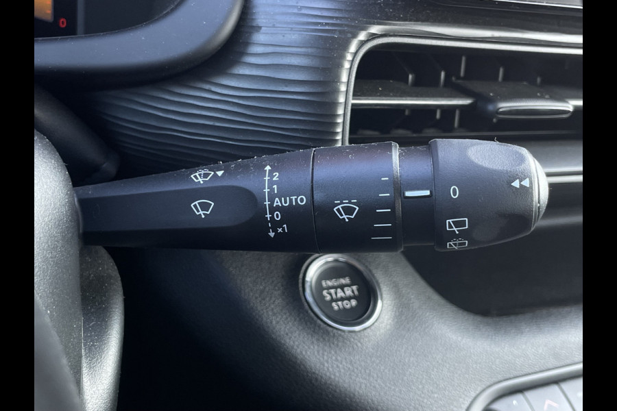 Jeep Avenger 1.2 Altitude | Winterpack | Camera | CarPlay