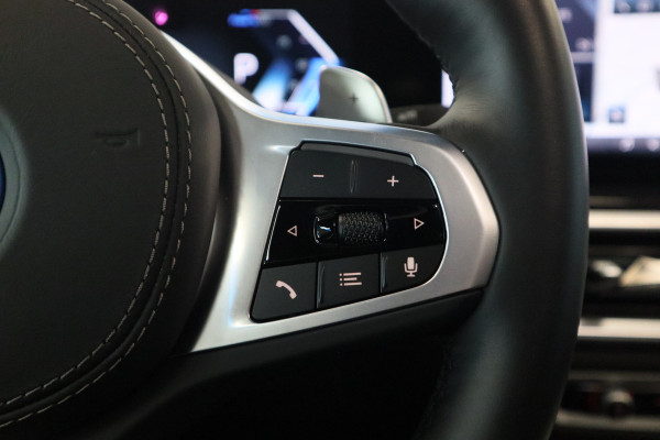 BMW X5 xDrive50e M-Sport-Pro Panoramadak Full-led Shadow-line