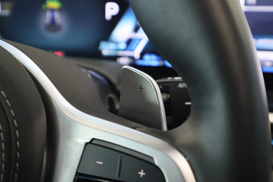 BMW X5 xDrive50e M-Sport-Pro Panoramadak Full-led Shadow-line