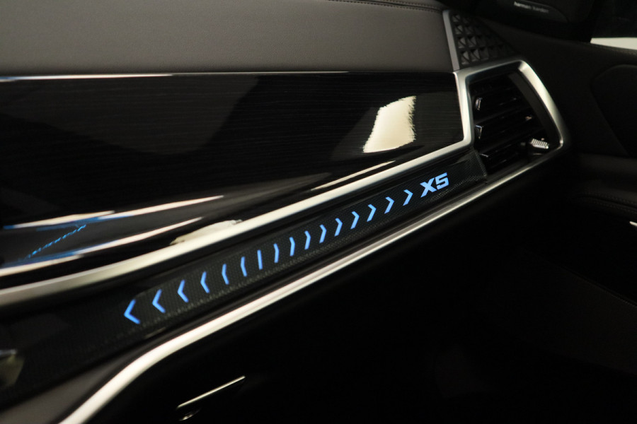 BMW X5 xDrive50e M-Sport-Pro Panoramadak Full-led Shadow-line