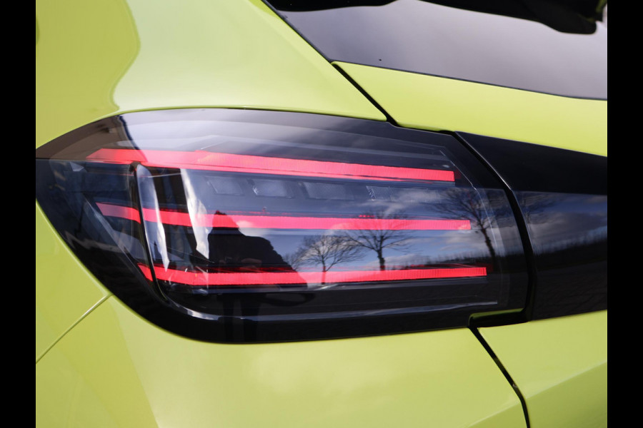 Peugeot 208 1.2 HYBRID 145 PK e-DCS6 GT *NIEUW* + CAMERA | SFEERVERLICHTING | CARPLAY