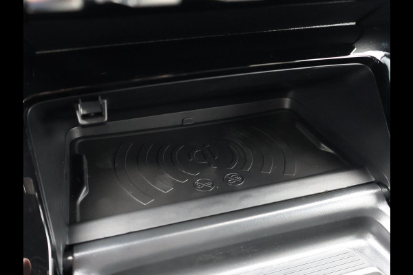 Peugeot 208 1.2 HYBRID 145 PK e-DCS6 GT *NIEUW* + CAMERA | SFEERVERLICHTING | CARPLAY