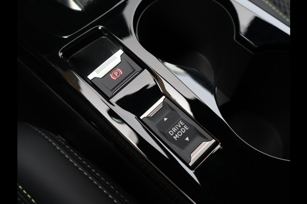 Peugeot 208 1.2 HYBRID 145 PK e-DCS6 GT *NIEUW* + CAMERA | SFEERVERLICHTING | CARPLAY