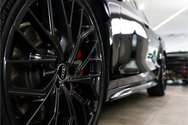 Audi A6 Avant C9 e-hybrid 270KW Quattro S Edition Competition 367PK | Tech Pro | B&O | Lucht | Trekhaak | Werkelijk VOL OPTIE! 5 jaar Fa