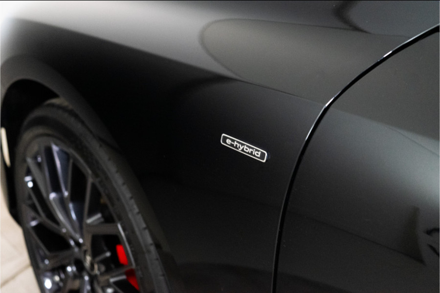 Audi A6 Avant C9 e-hybrid 270KW Quattro S Edition Competition 367PK | Tech Pro | B&O | Lucht | Trekhaak | Werkelijk VOL OPTIE! 5 jaar Fa