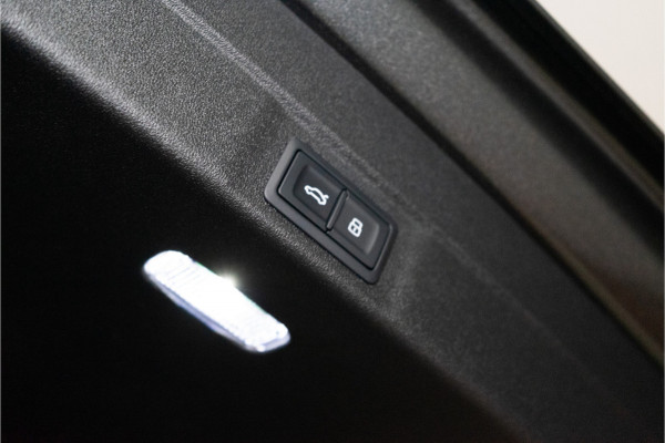 Audi A6 Avant C9 e-hybrid 270KW Quattro S Edition Competition 367PK | Tech Pro | B&O | Lucht | Trekhaak | Werkelijk VOL OPTIE! 5 jaar Fa