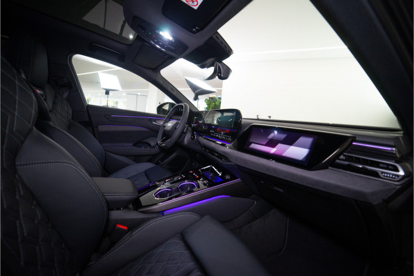 Audi A6 Avant C9 e-hybrid 270KW Quattro S Edition Competition 367PK | Tech Pro | B&O | Lucht | Trekhaak | Werkelijk VOL OPTIE! 5 jaar Fa