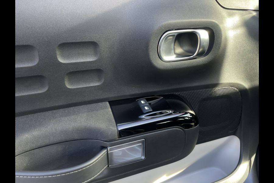 Citroën C3 1.2 PureTech | Camera | Parkeersensoren | Apple/Android CarPlay