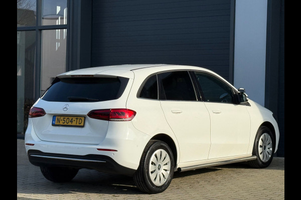 Mercedes-Benz B-Klasse 200d / AUTOMAAT / CAMERA / APK / NAP