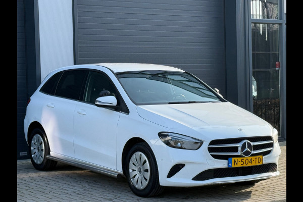 Mercedes-Benz B-Klasse 200d / AUTOMAAT / CAMERA / APK / NAP