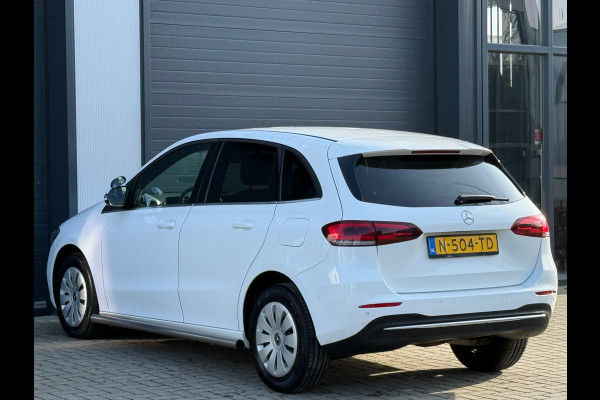 Mercedes-Benz B-Klasse 200d / AUTOMAAT / CAMERA / APK / NAP