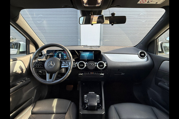 Mercedes-Benz B-Klasse 200d / AUTOMAAT / CAMERA / APK / NAP