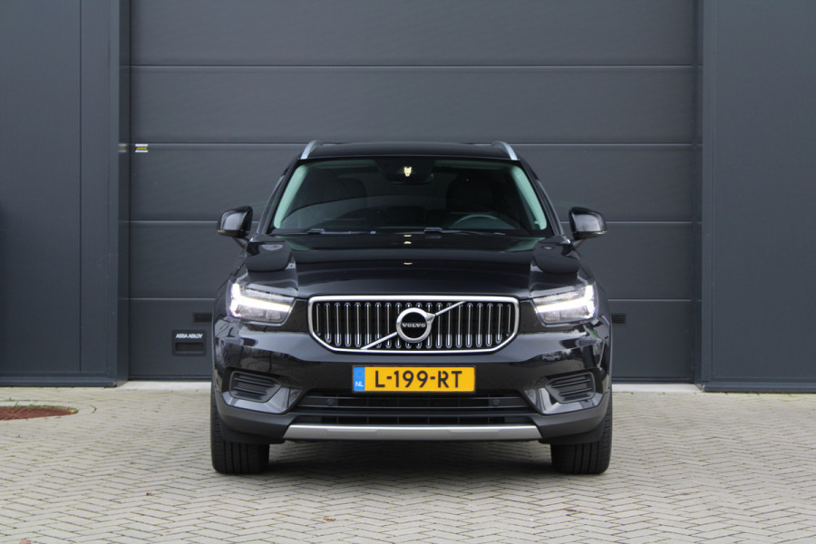 Volvo XC40 1.5 T5 Recharge Inscription | NAP! | ACC | STOEL+STUURVERWARMING | CAMERA | KEYLESS | CARPLAY |